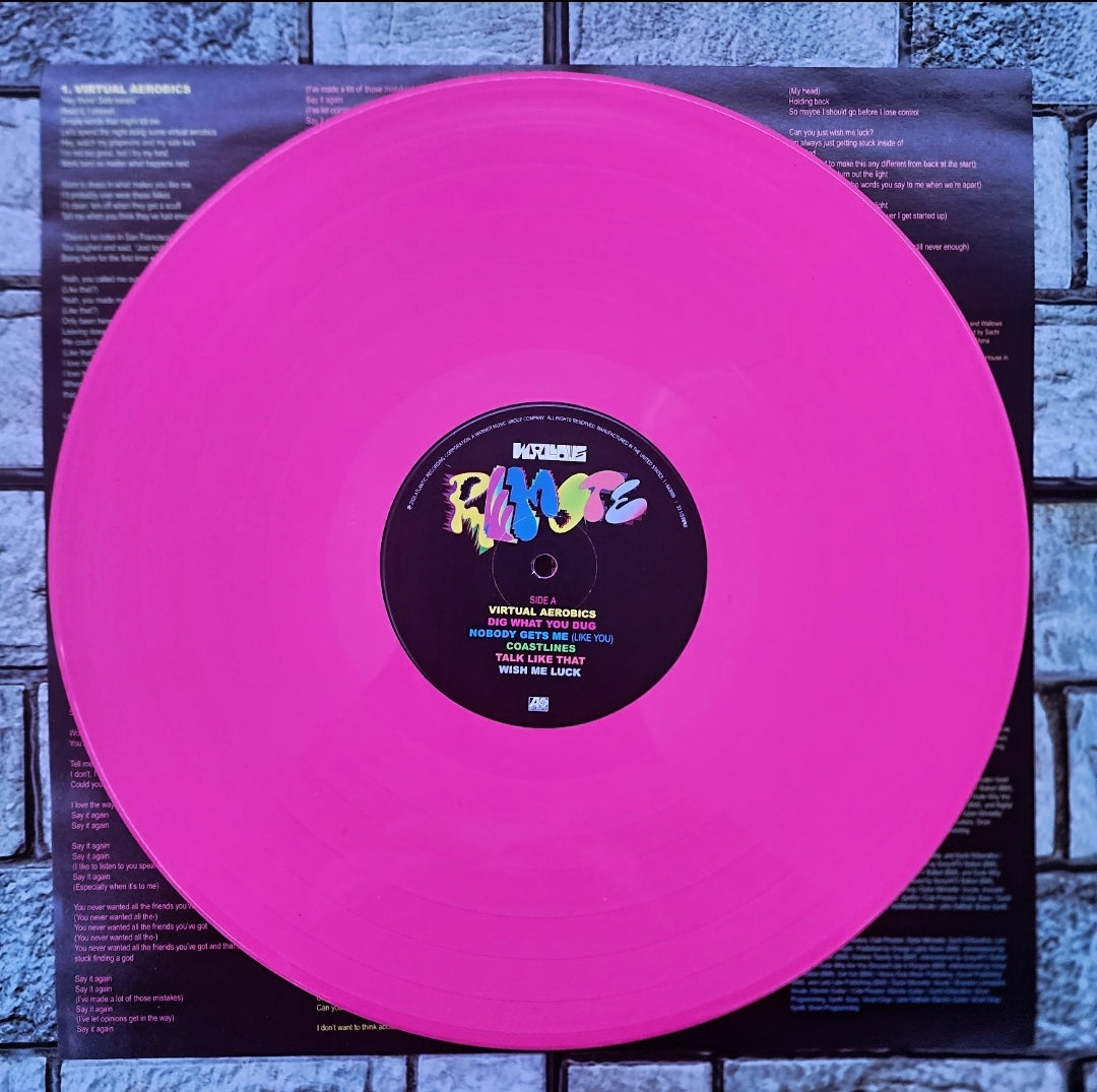 Wallows - Remote (UO Exclusive Limited Colored Pink Vinyl)(Usado)